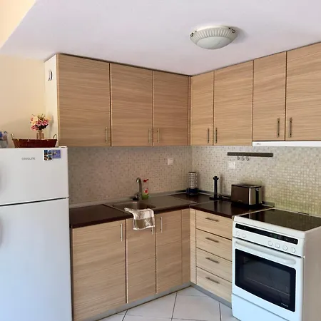 Estrellas Haus Сasa de vacaciones Nikiti (Sithonia)